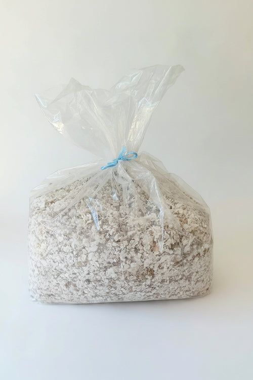HoppyFeet Natural Paper Bedding – 80L Soft • Absorbent • Odour Control Made In Canada 🍁